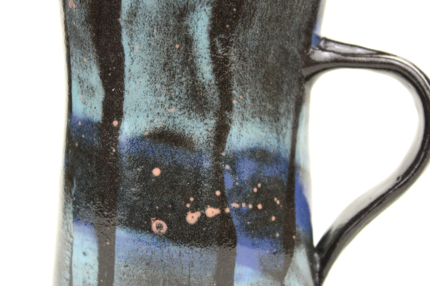 Expressive large tankard mug