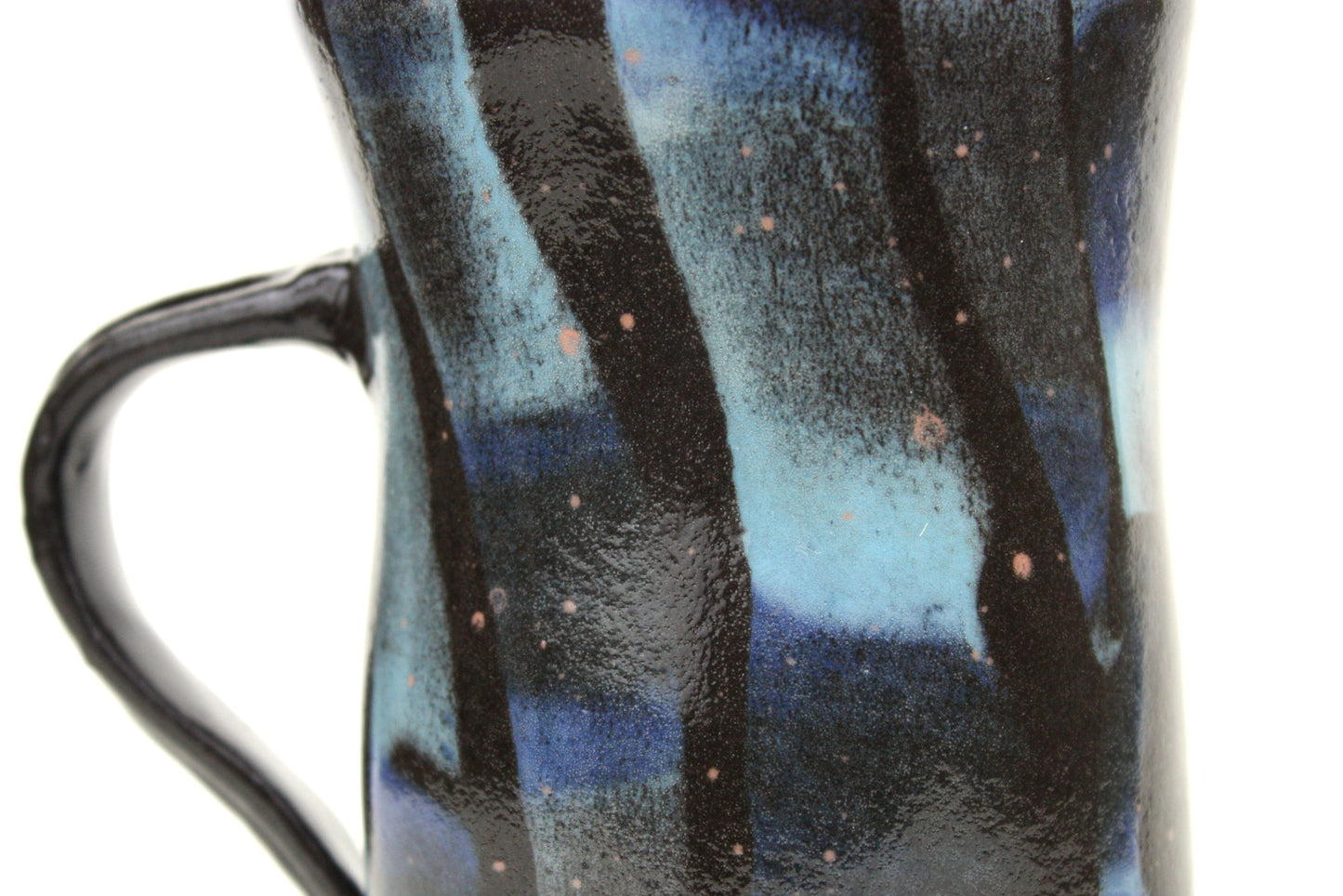 Expressive large tankard mug